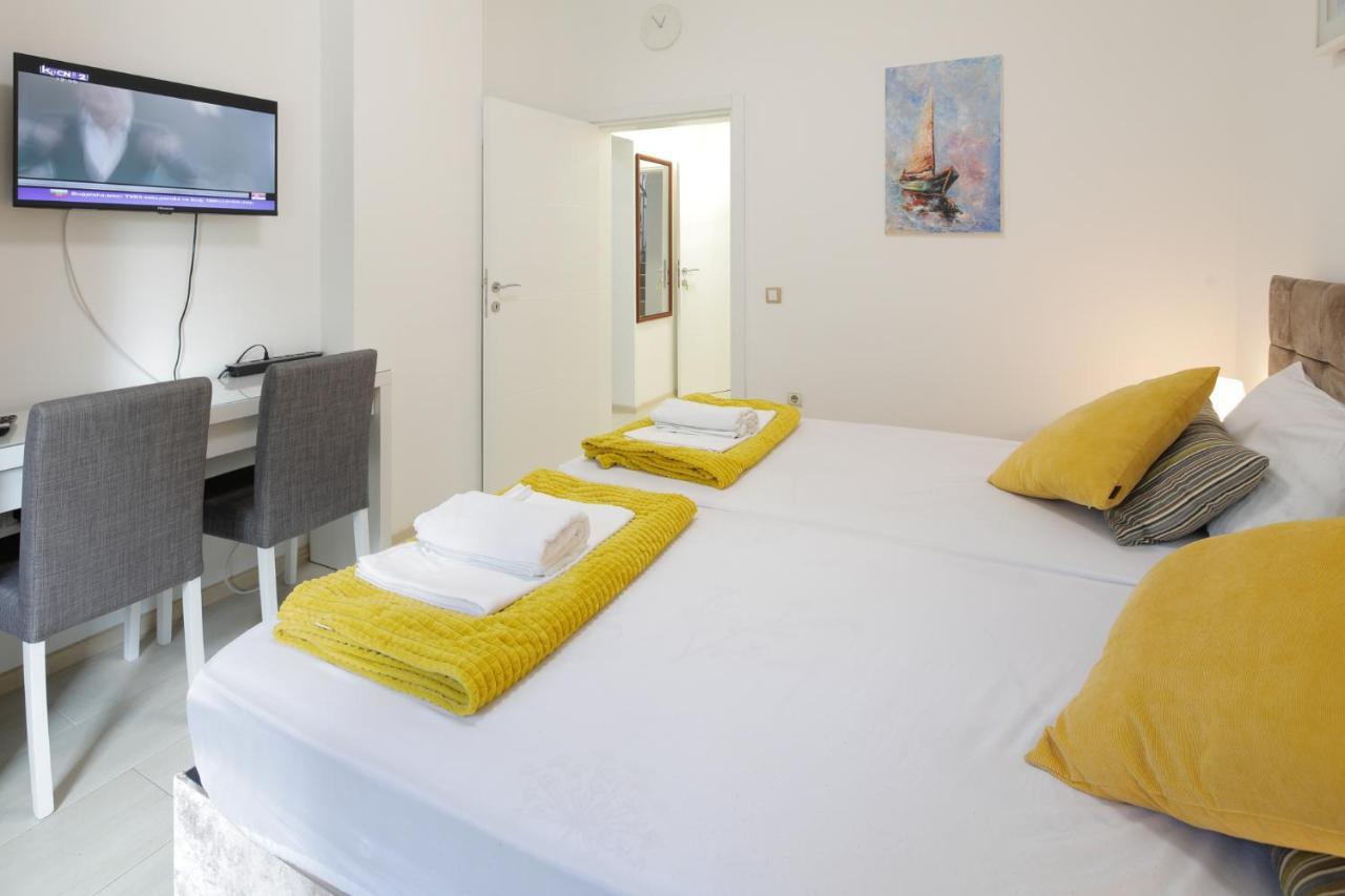 Aviator Apartments & Rooms Nikola Tesla Airport Belgrade Surčin المظهر الخارجي الصورة