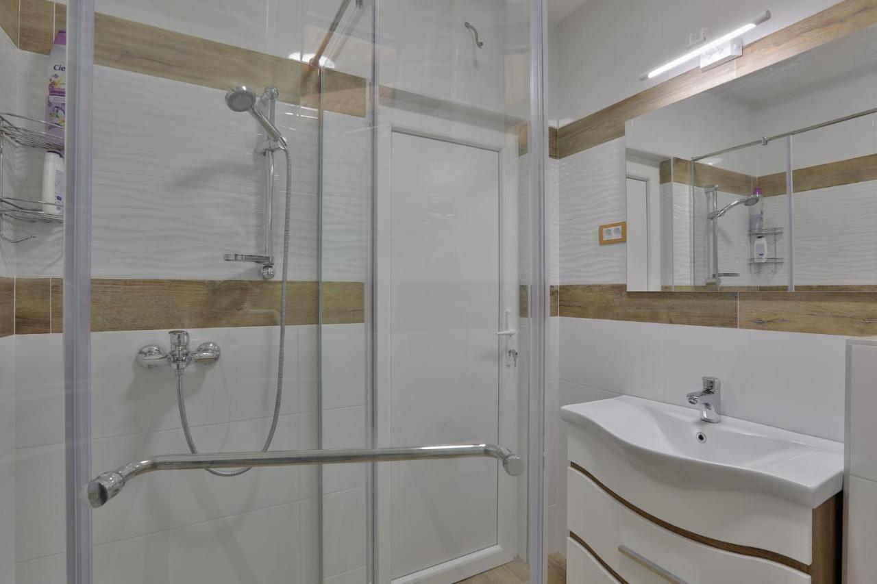 Aviator Apartments & Rooms Nikola Tesla Airport Belgrade Surčin المظهر الخارجي الصورة