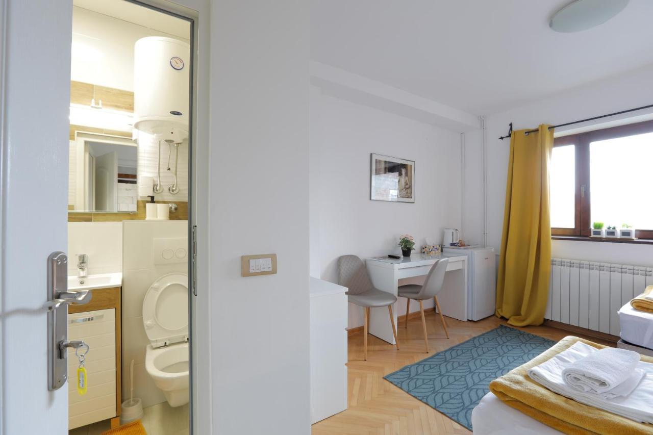 Aviator Apartments & Rooms Nikola Tesla Airport Belgrade Surčin المظهر الخارجي الصورة