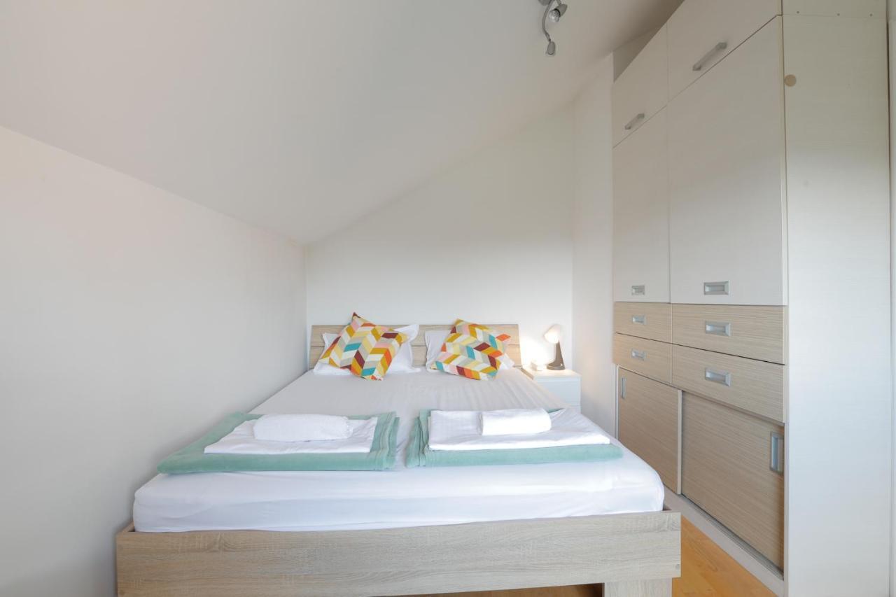 Aviator Apartments & Rooms Nikola Tesla Airport Belgrade Surčin المظهر الخارجي الصورة
